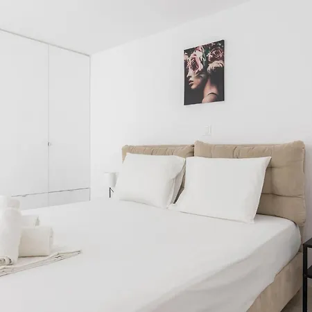 Apartment For 3 Ppl In Varkiza Exterior photo